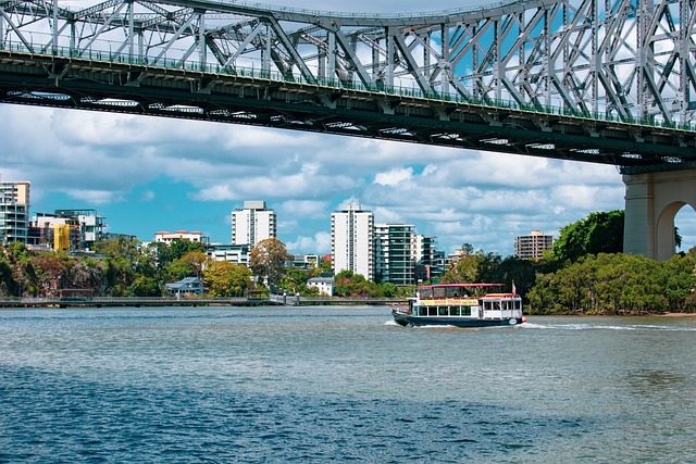 Photo Brisbane is situated on the Brisbane River and flanked by the Ramsar Wetland of Moret