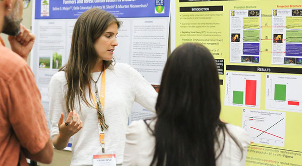 Photo ICCB poster sessions showcase conservation science in an interactive format